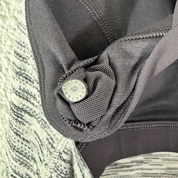 Lululemon Moment To Movement 2-in-1 Tank Size 6 - Picture 6 of 8